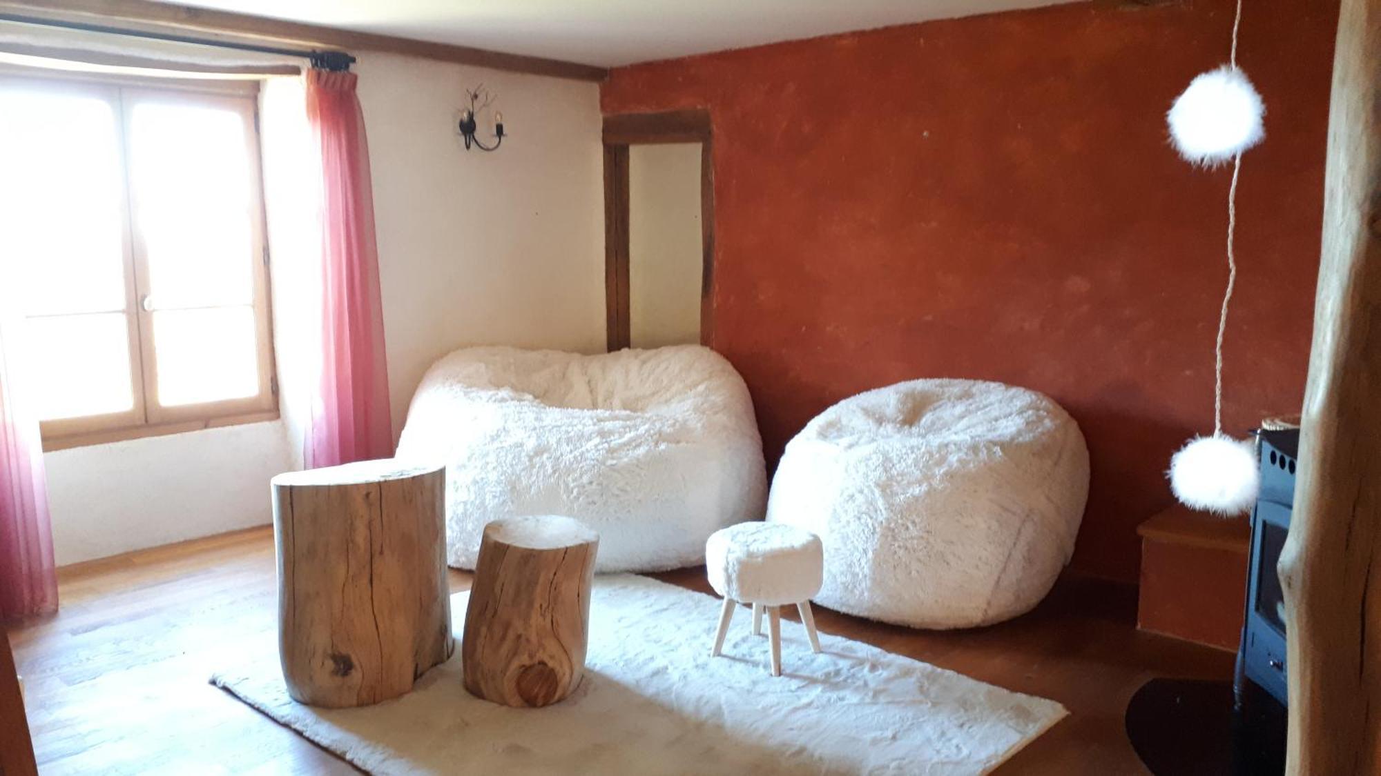 Saint-Victor-MontvianeixDomaine De Montvianeix住宿加早餐旅馆 外观 照片