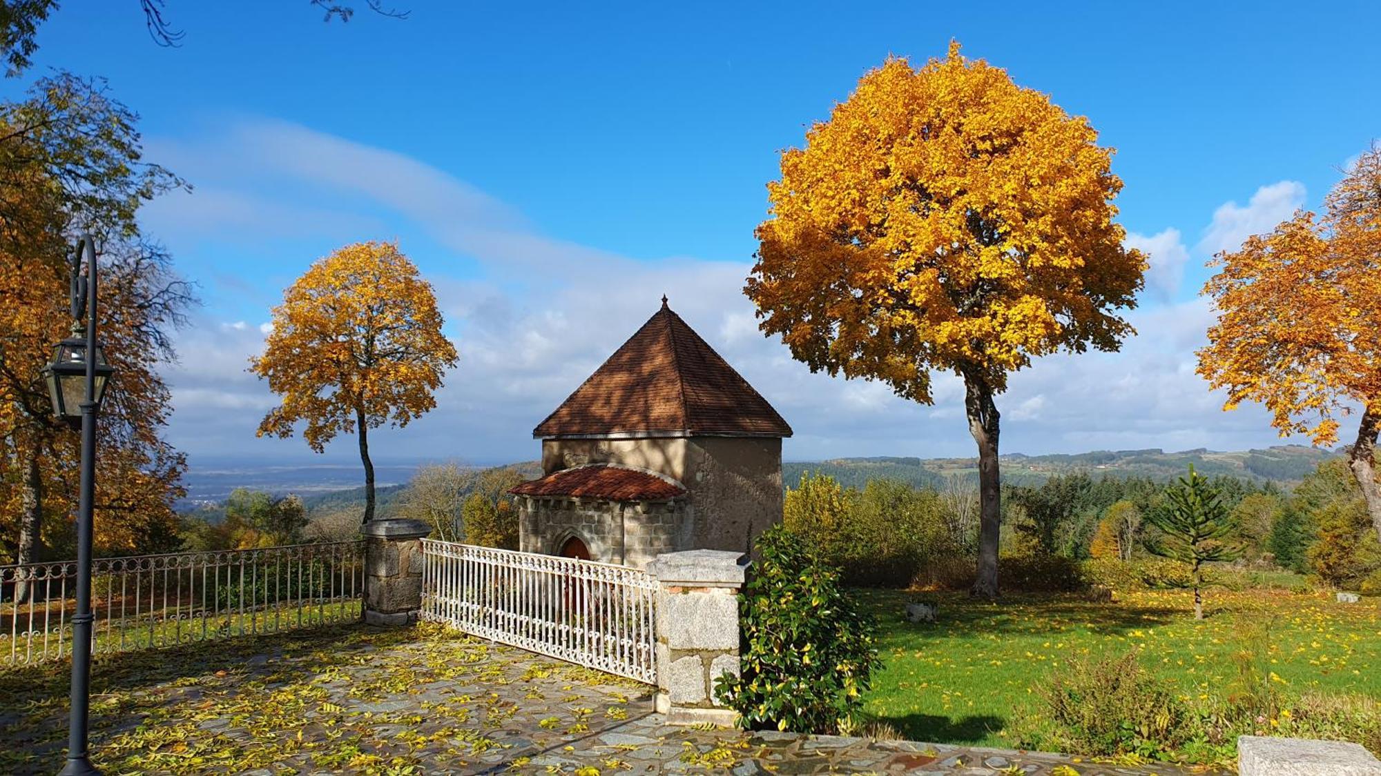 Saint-Victor-MontvianeixDomaine De Montvianeix住宿加早餐旅馆 外观 照片